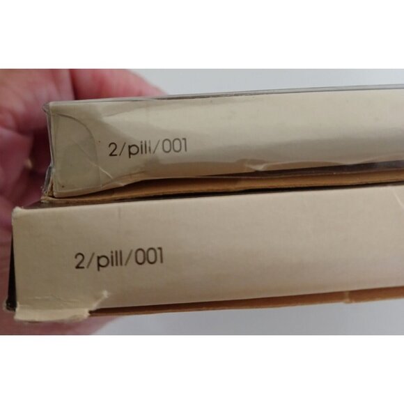 Vintage McGregor Bath Vinyl Spa Pillow Cushion Neckrest Lot 2 in Original Box - Picture 9 of 11